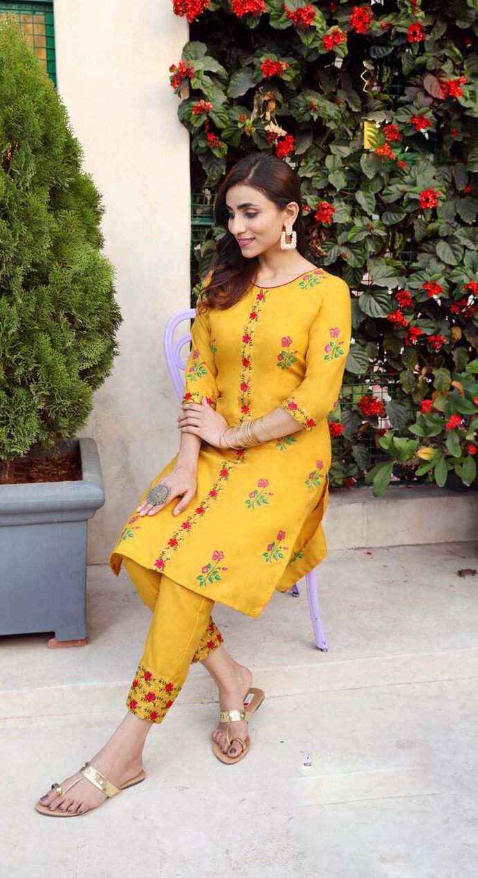 Yellow party wear on sale kurti