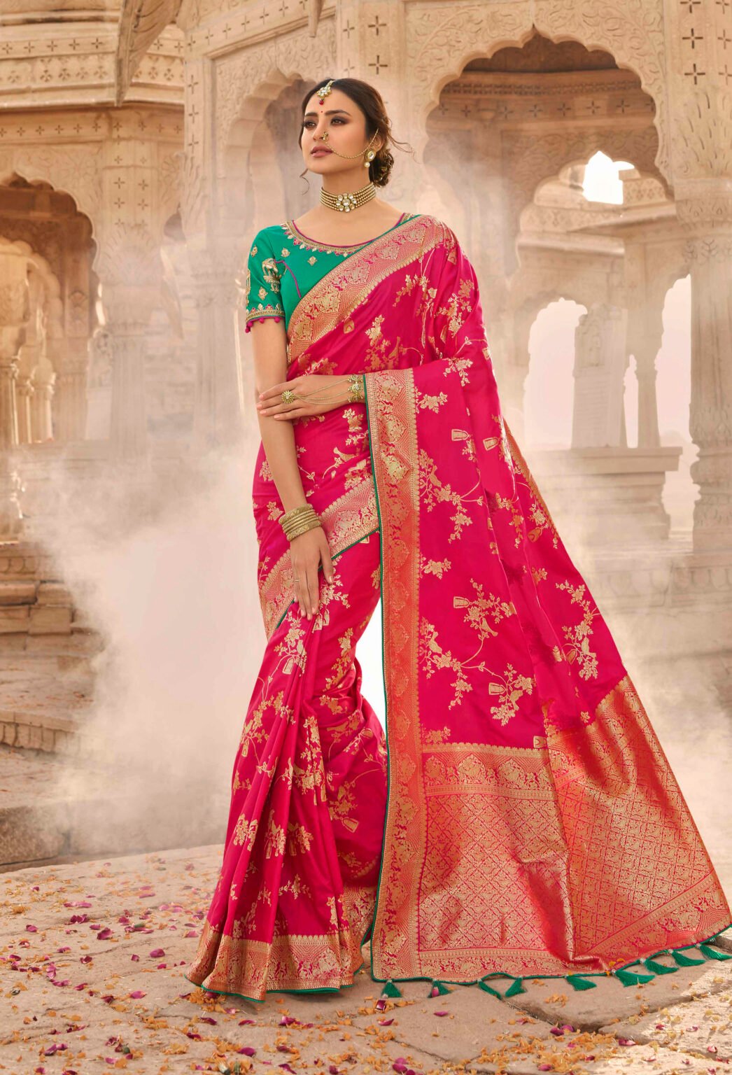 red-saree-with-green-blouse-combination-fancy-saree