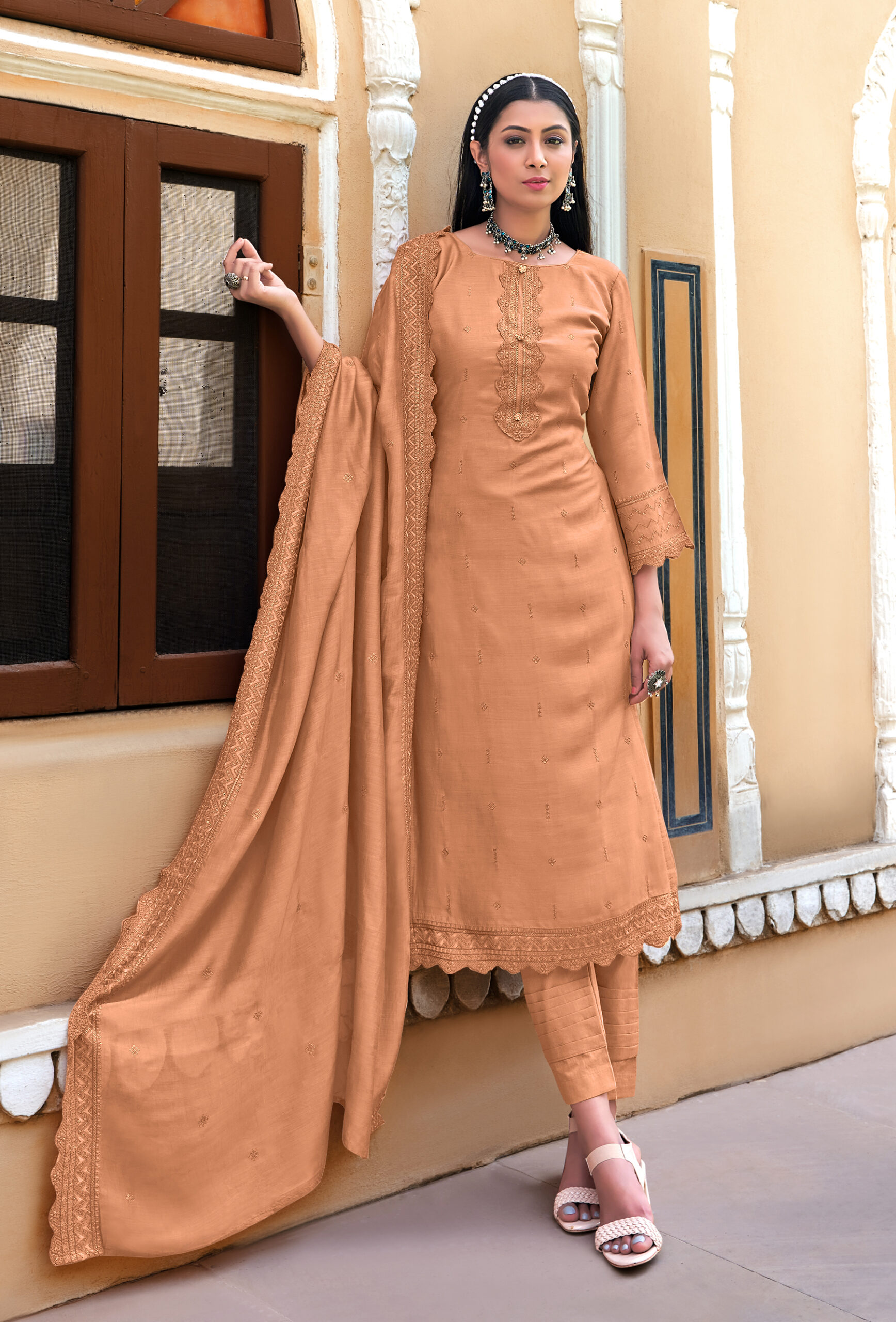 Buy Party Wear Pink Thread Work Georgette Gown With Dupatta Online From  Surat Wholesale Shop.