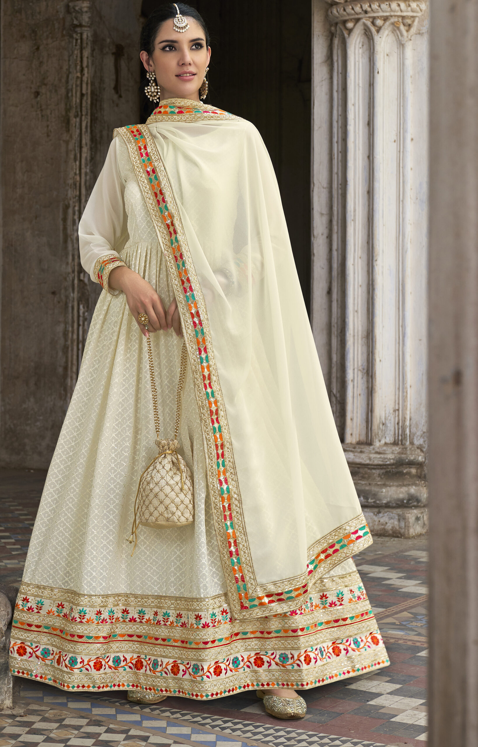 Choose Ethnic Plus To Explore The Party And Wear Ethnic Gowns