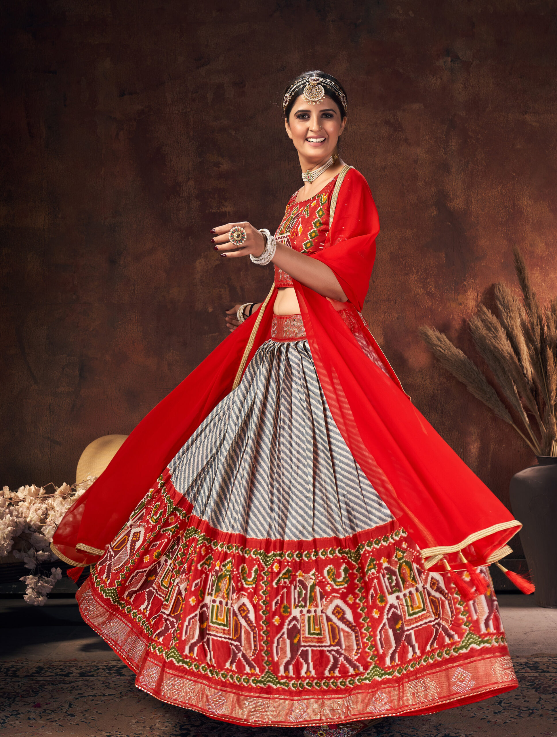 Buy White Designer Ethnic Wear Rajasthani Style Lehenga Choli | Designer Lehenga  Choli