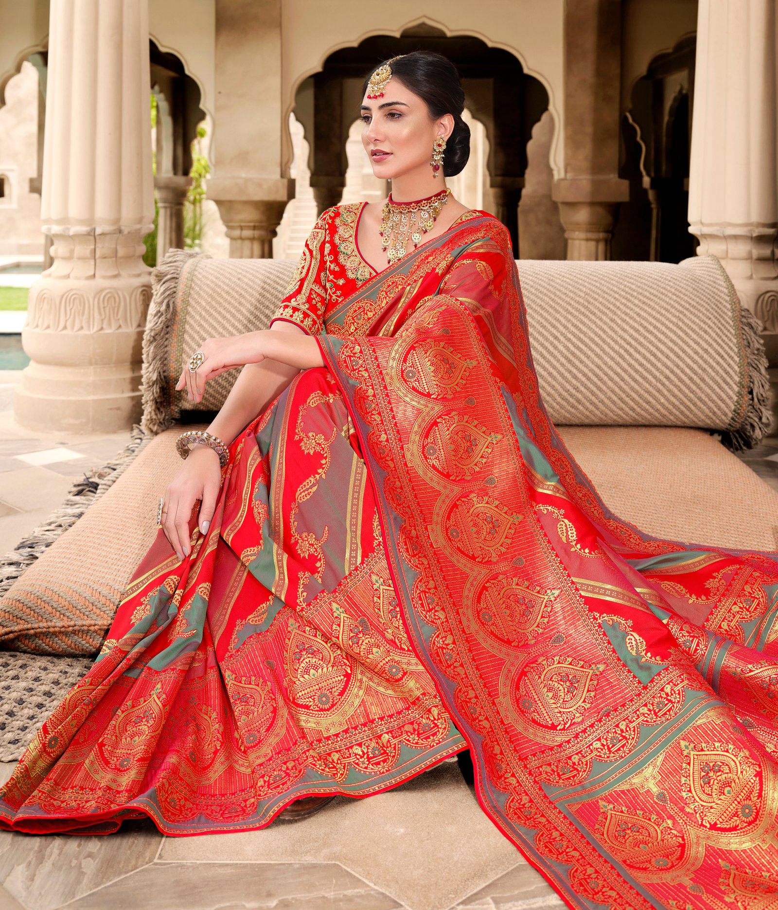 Red color wedding saree design ideas for every bride