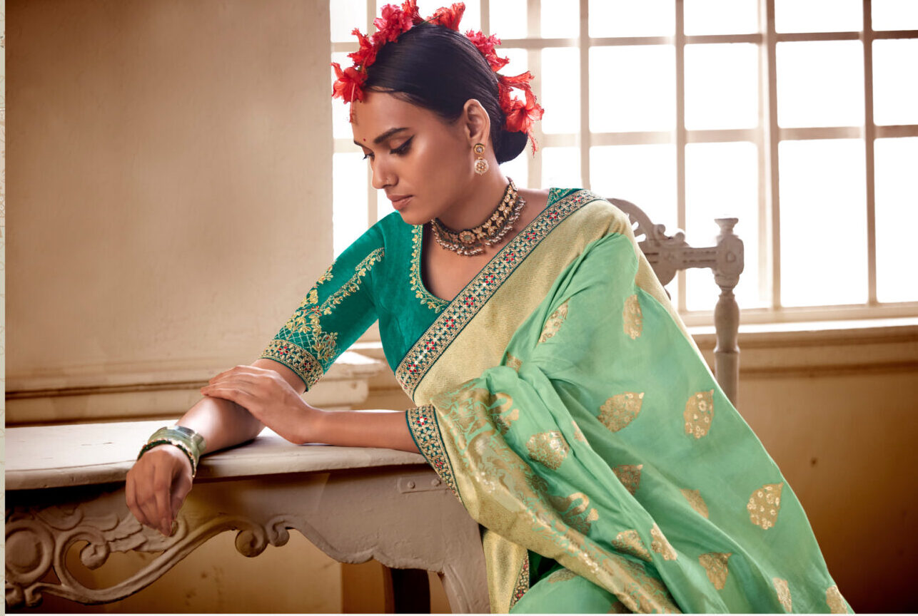 Silk Saree Blouse Design Back Neck - Designer Sarees Rs 500 to 1000 -  SareesWala.com