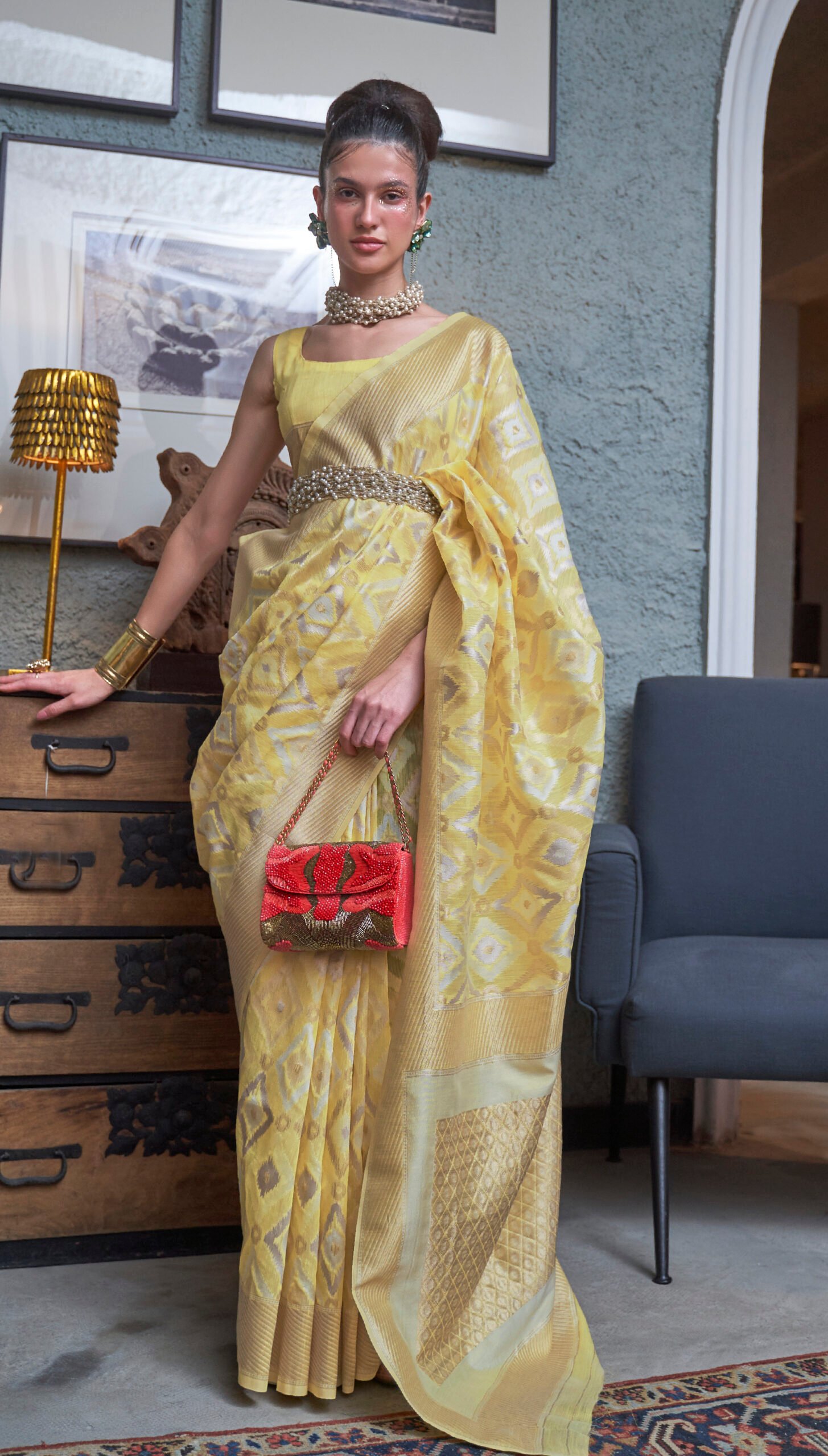 Linen - Embroidered - Sarees: Buy Latest Indian Sarees Collection Online |  Utsav Fashion