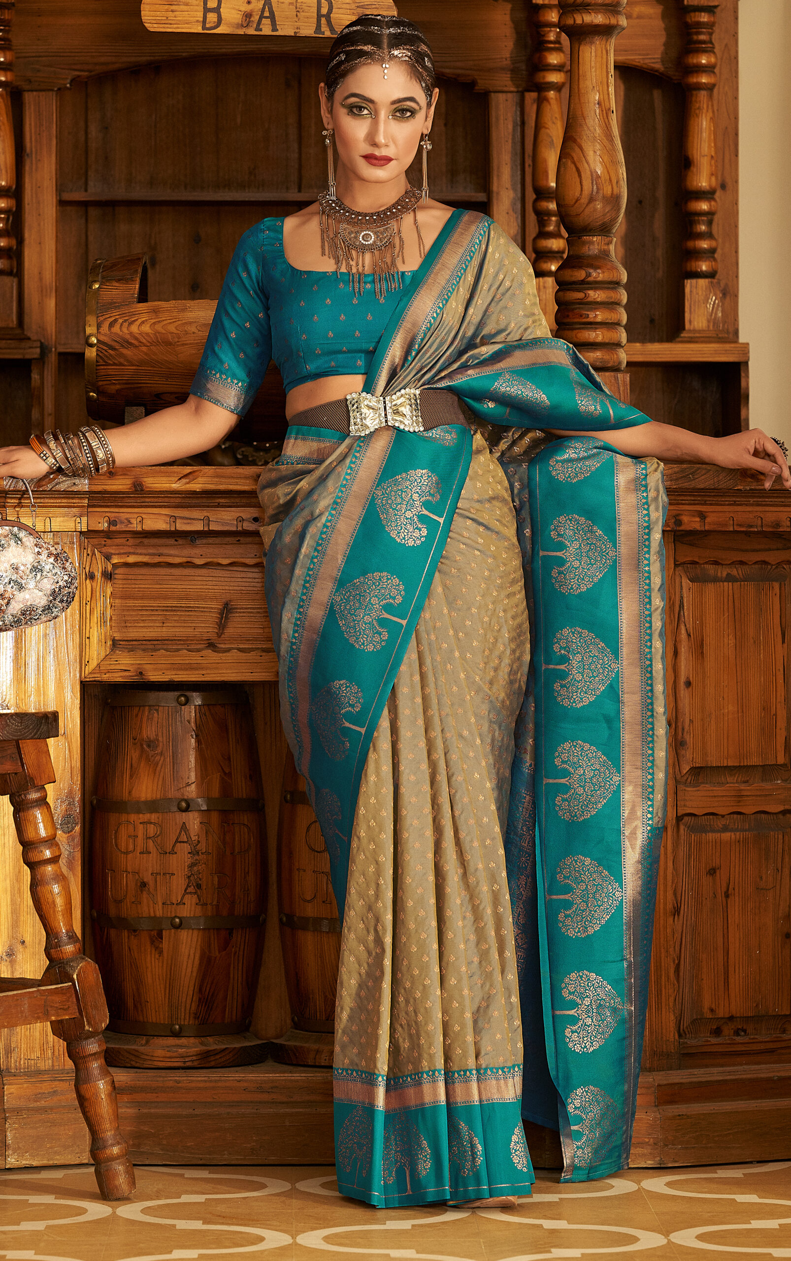 Green Golden colour Silk Sarees for women latest design 2022 fancy new  kerala sarees georgette sarees