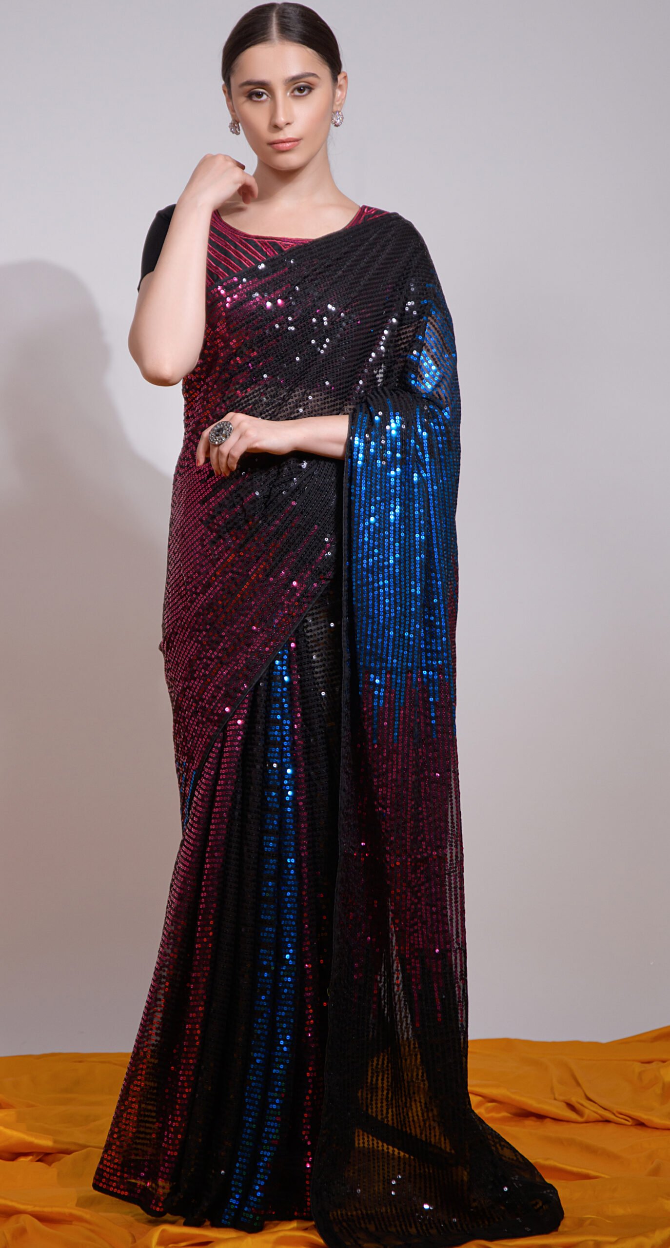 Party-wear-dual-shaded-pink-color-saree