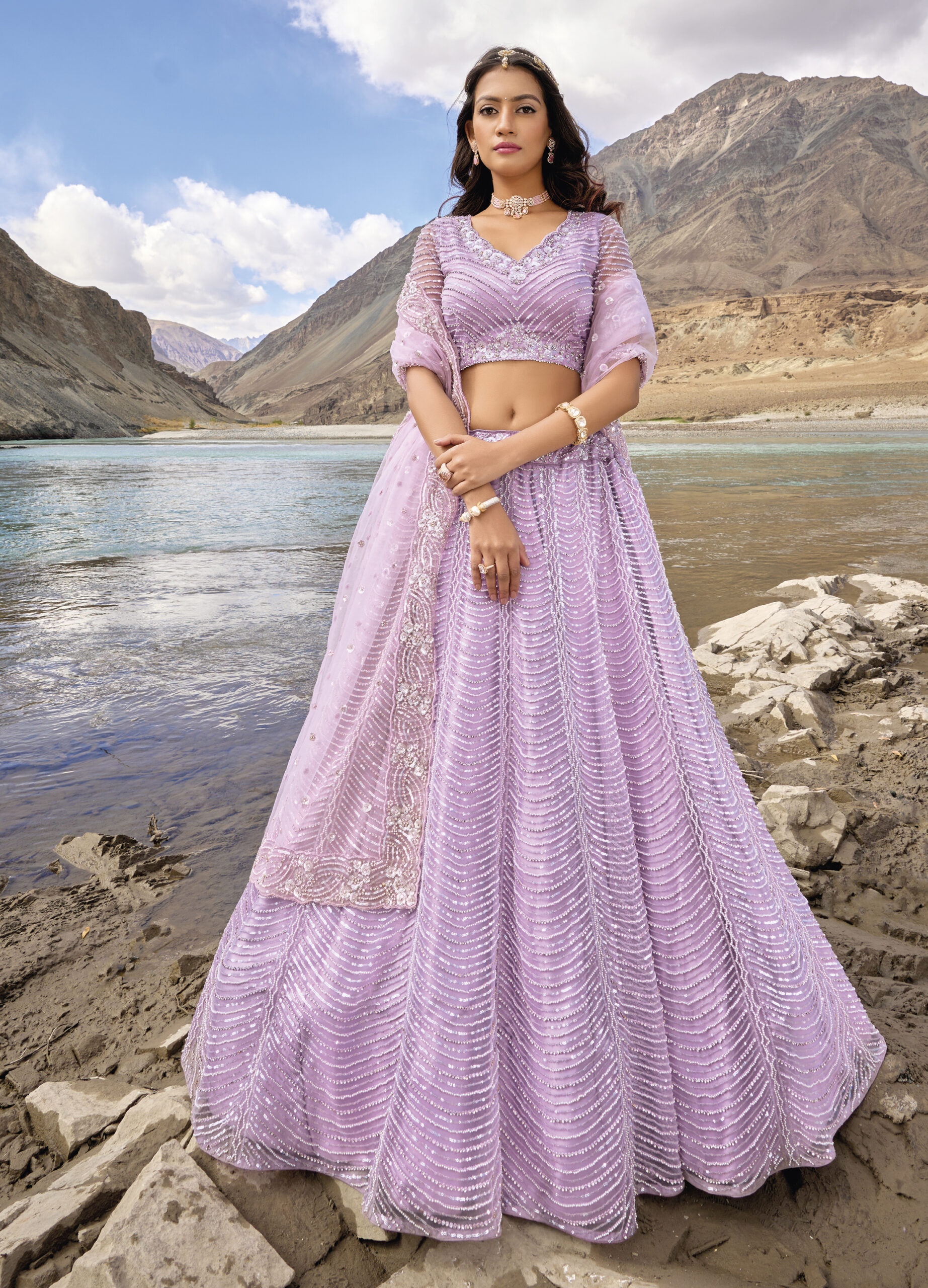 Traditional Function Wear Kanjivaram Pattu Silk Zari Weaving Work Lehenga  Choli In Purple | Heenastyle
