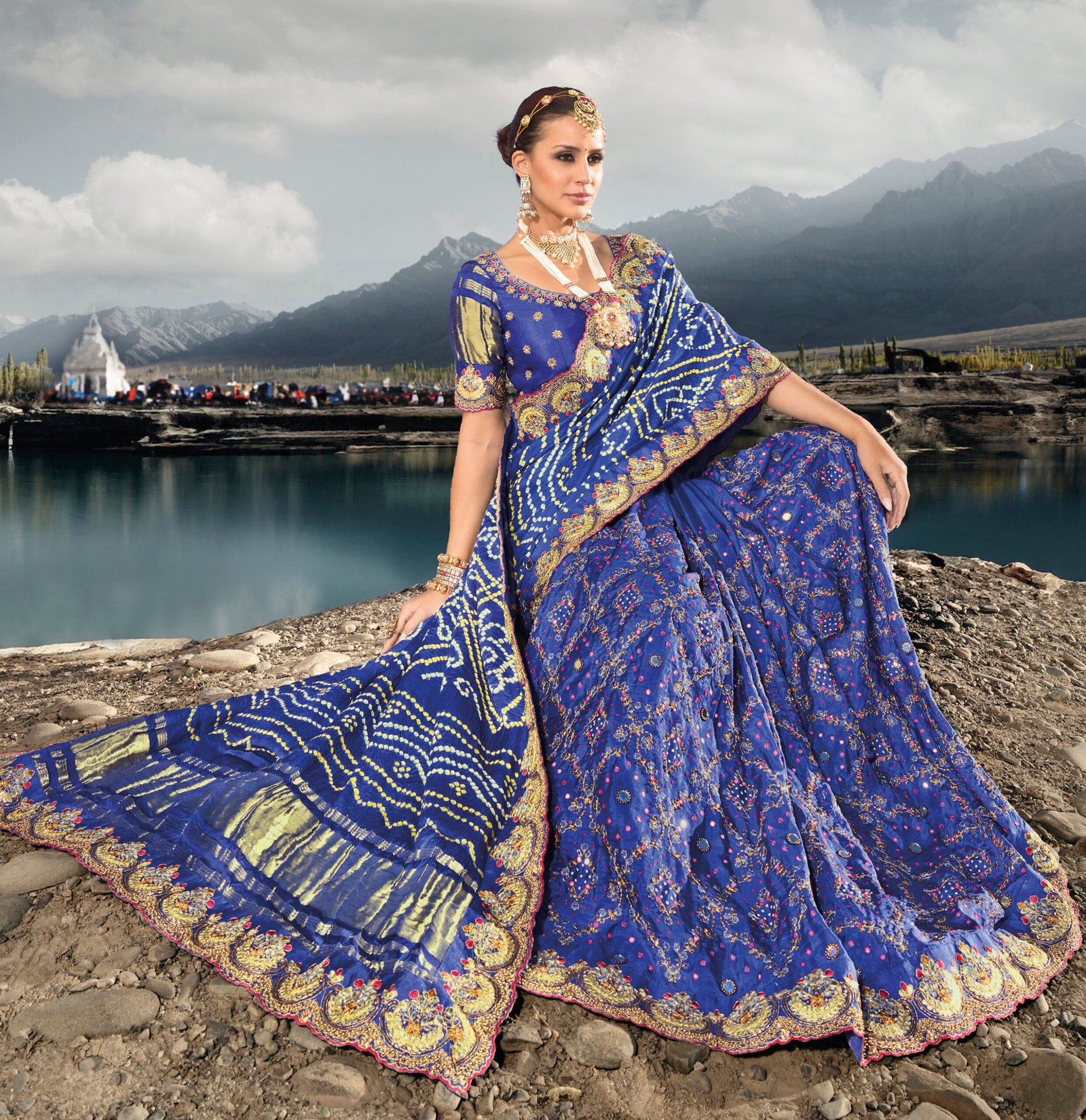 Bandhani Sarees: Buy Latest Indian Designer Bandhani Sarees Online - Utsav  Fashion