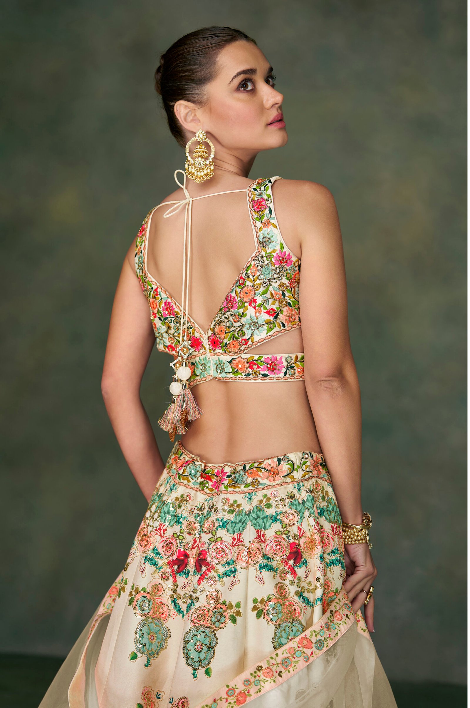 Buy Off White Georgette Printed Flower Sweetheart Neck Lehenga Set For  Women by Chhavvi Aggarwal Online at Aza Fashions.