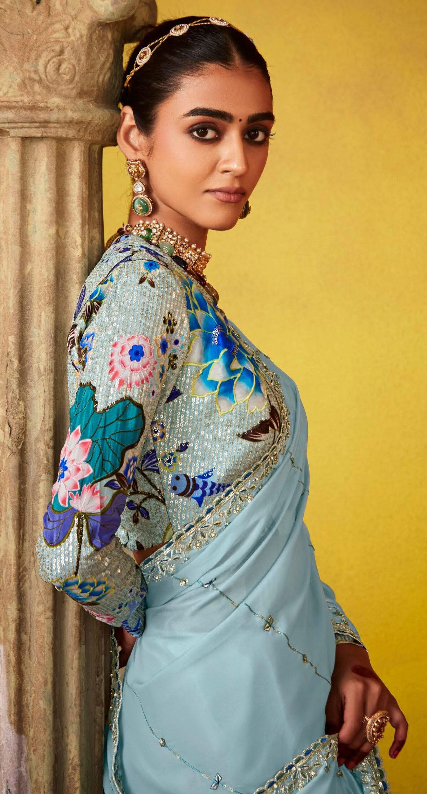 Light Weight Designer Saree with Contrast Designer Blouse