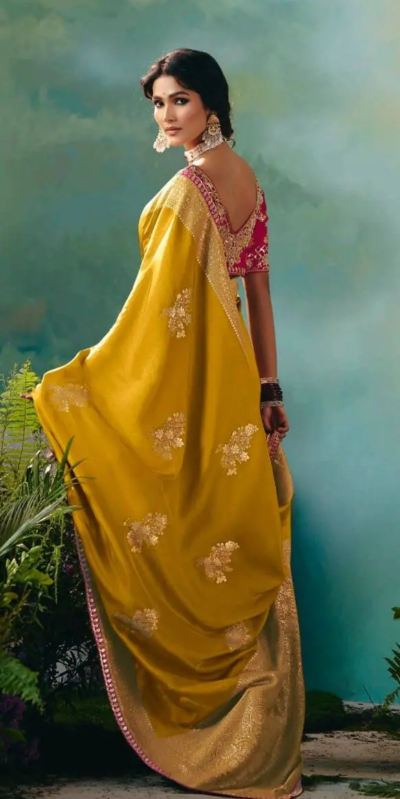 Bridal Dulhan Saree Yellow Saree with Red Blouse Contrast Saree Blouse