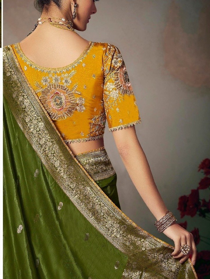 Green Saree Contrast Blouse Combination for Weddings