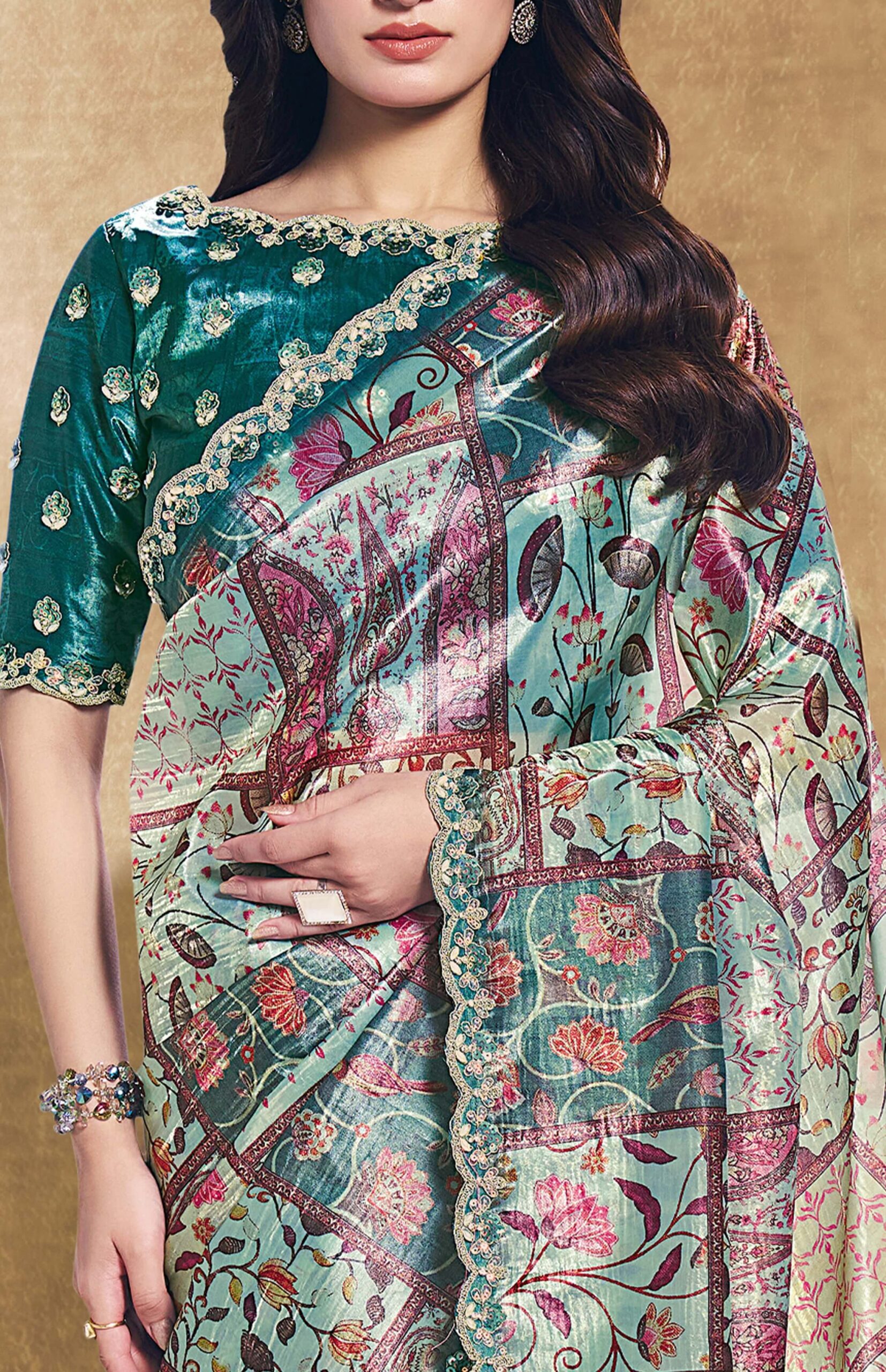 Contemporary Wedding Saree For Fashionable Brides