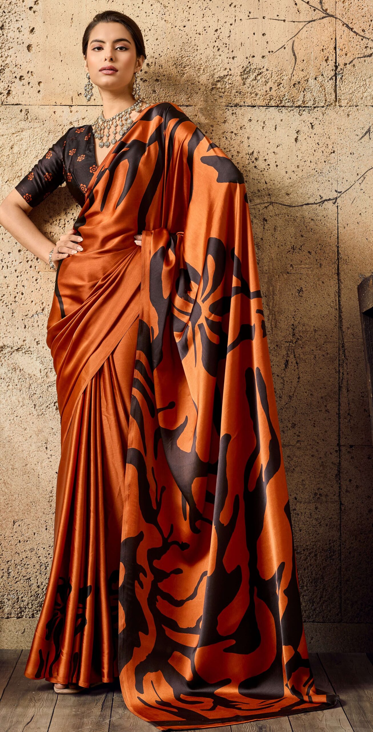 Latest Designer Saree for Regular Wear